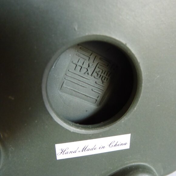 VINTAGE NEW TRADITIONAL CHINESE YIXING HOLLOWED CUT OUT BAMBOO CLAY TEAPOT - Picture 12 of 16